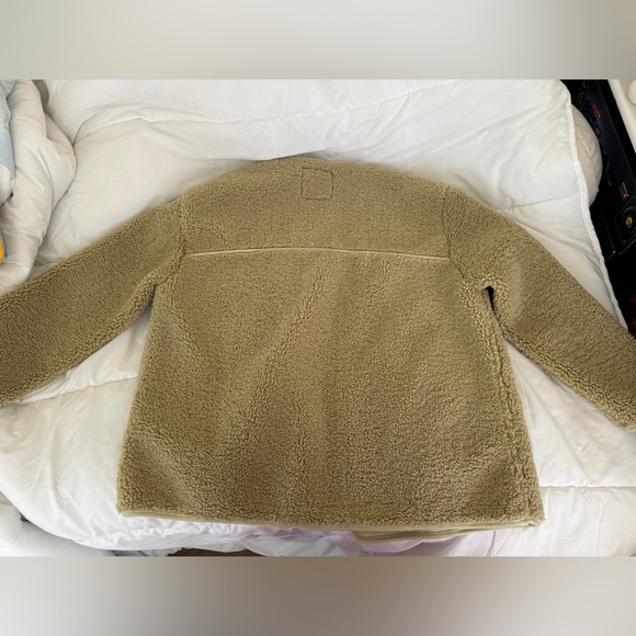 Zara Women's Cozy Sage Green Teddy Jacket - Picture 4 of 5